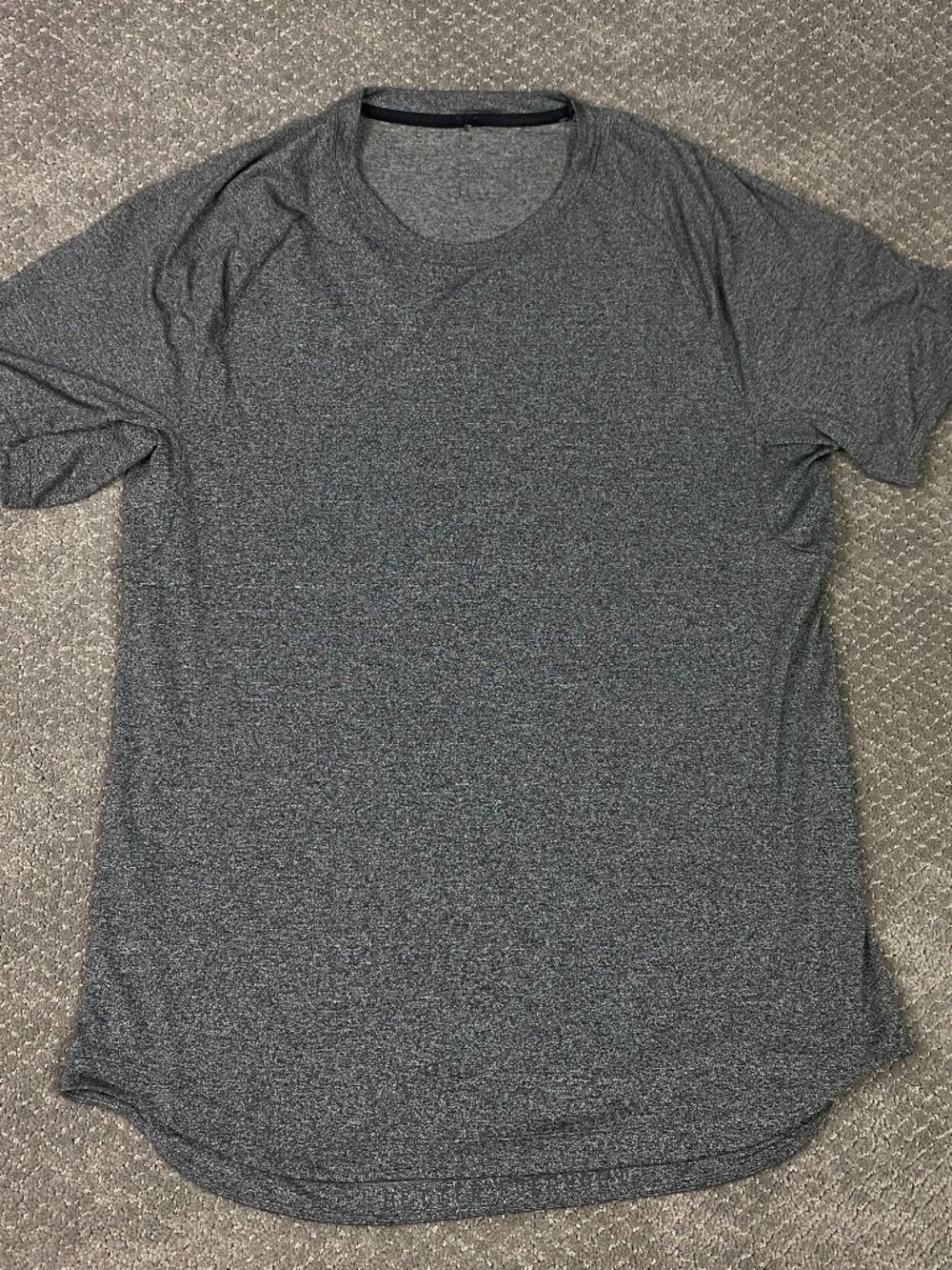 Lululemon Short Sleeve Shirt Mens XLT Tall Gray License To Train DrySense